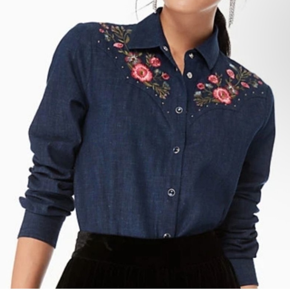 NWOT Kate Spade Chambray denim Western Embroidered Shirt Pearl snap blouse